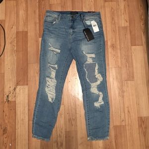 Brand New with Tags. Fashion Nova Jeans.